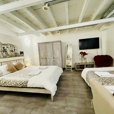Apartment In The Heart Of Roma Esterno foto